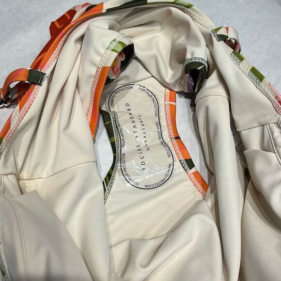 NEW Social Standard by Sanctuary Womens Button Front One-Piece Swimsuit Sz Large - Picture 10 of 10